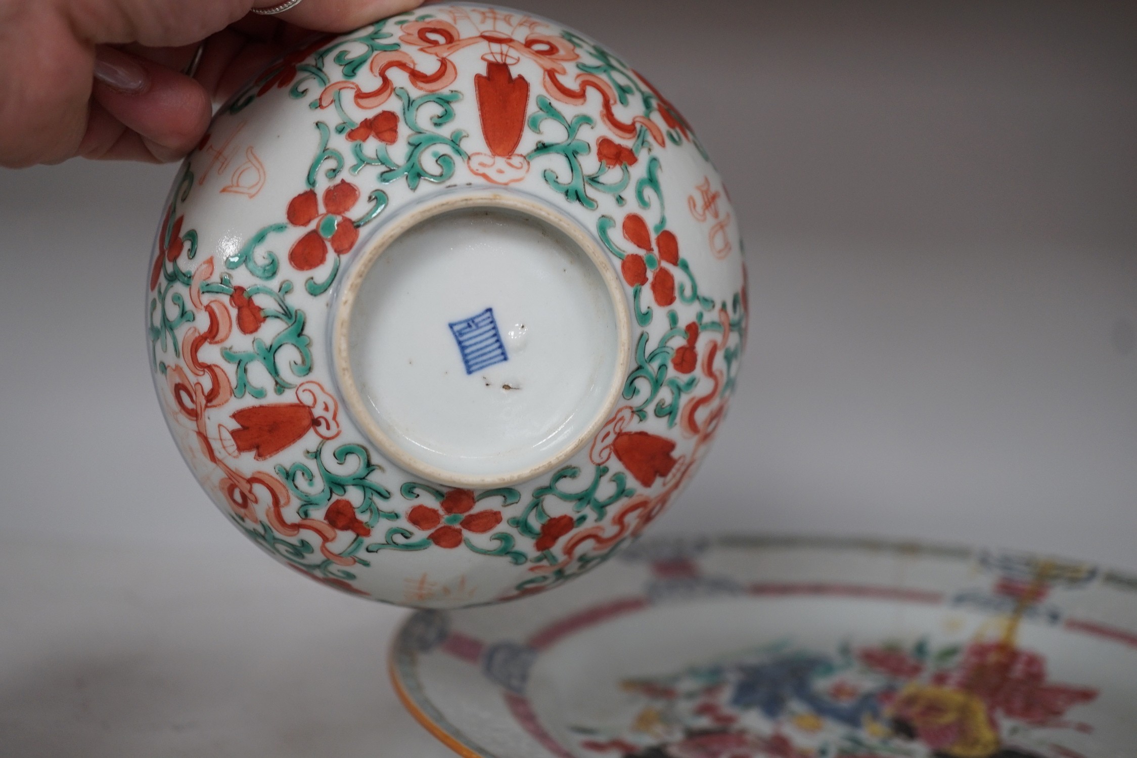 A Chinese famille rose plate, pair of celadon dishes, tea canister, etc. (6), largest plate 28.5cms diameter